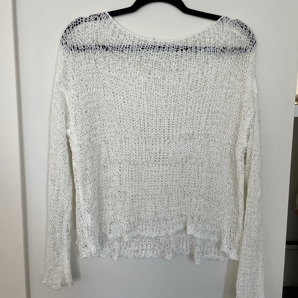 Long Sleeve White Beach Cover Up - Picture 2 of 3